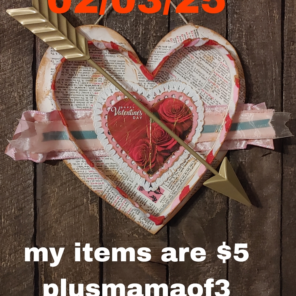 Valentine's Day Heart Wall Decor - Picture 1 of 1